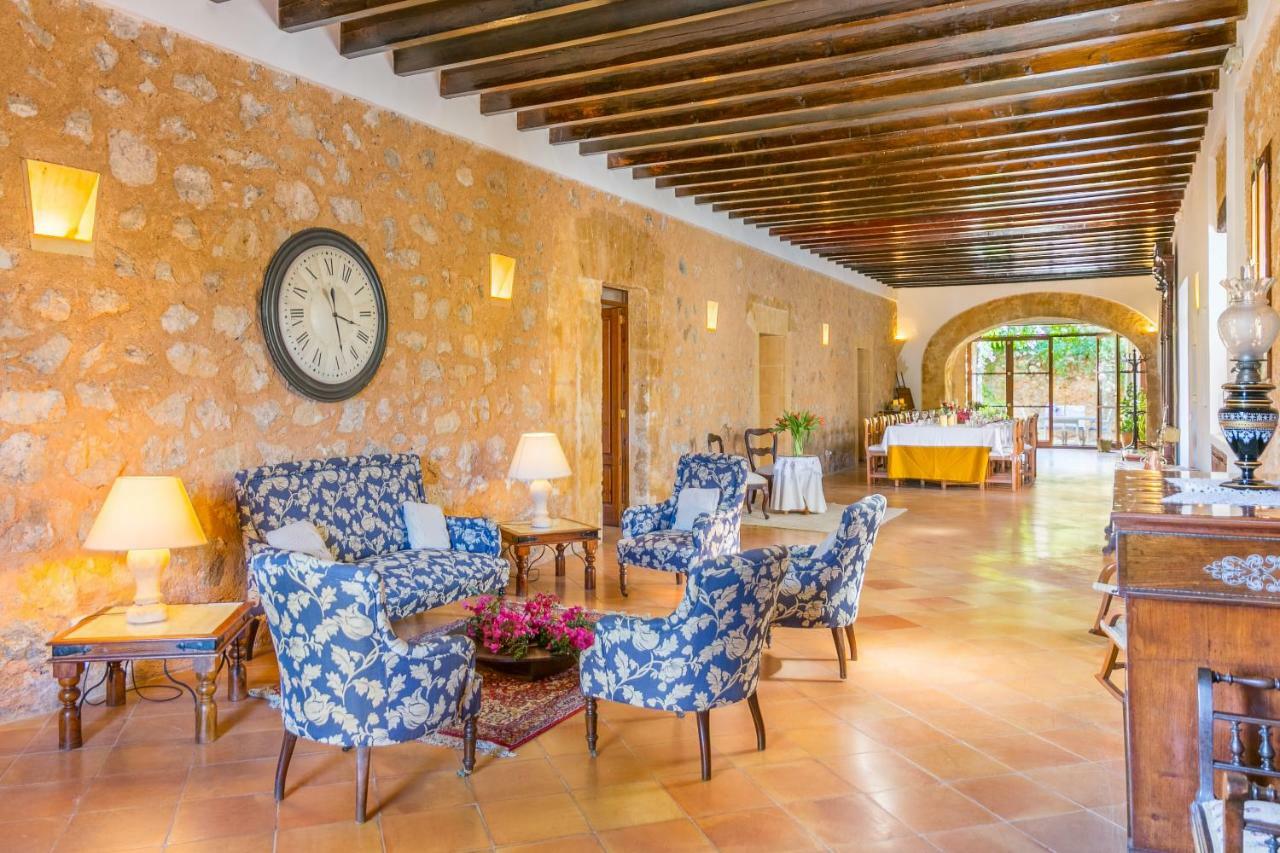 Historic House In Mallorca Up To 12 Guests Villa อานดราตส์ ภายนอก รูปภาพ