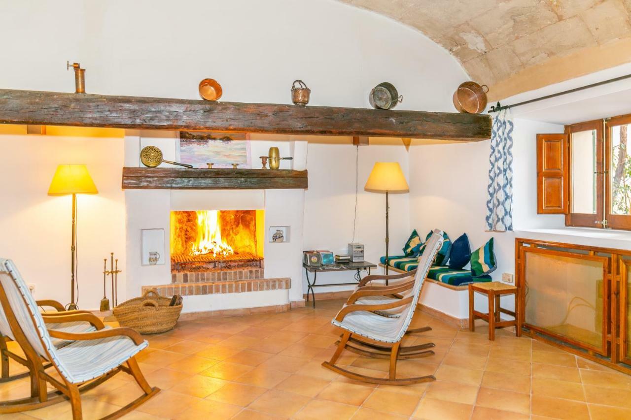 Historic House In Mallorca Up To 12 Guests Villa อานดราตส์ ภายนอก รูปภาพ