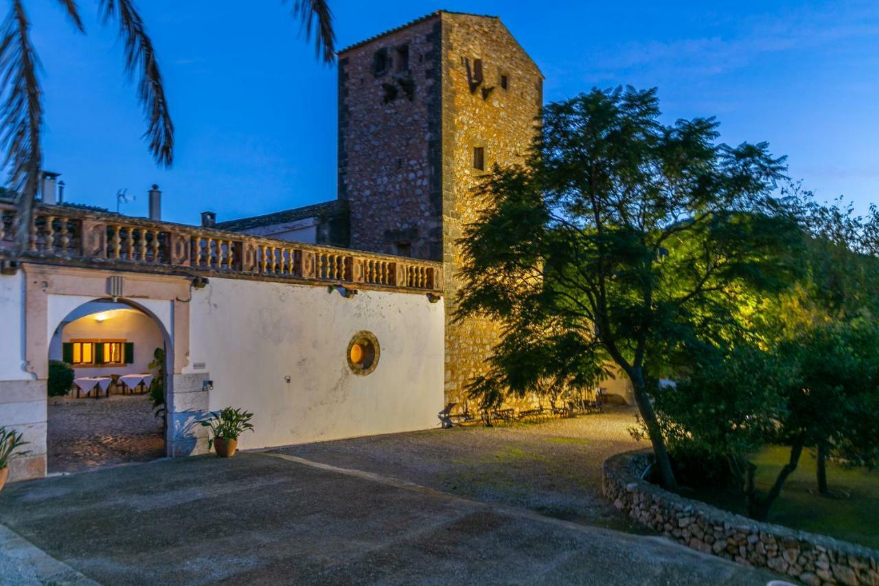 Historic House In Mallorca Up To 12 Guests Villa อานดราตส์ ภายนอก รูปภาพ