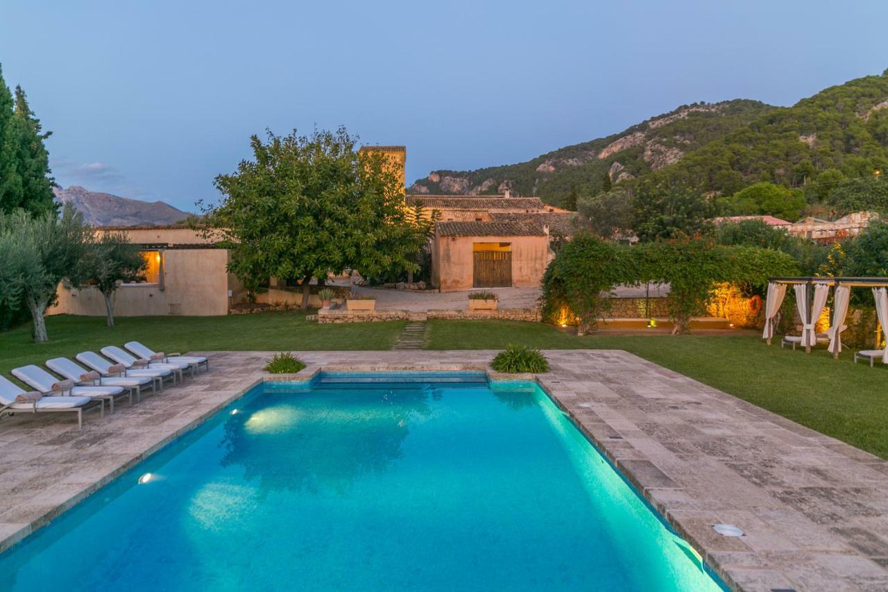 Historic House In Mallorca Up To 12 Guests Villa อานดราตส์ ภายนอก รูปภาพ